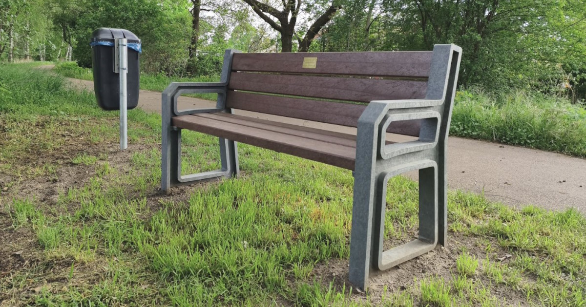 Neue Parkbänke auf dem Wall bieten neue Möglichkeiten der Ruhe.